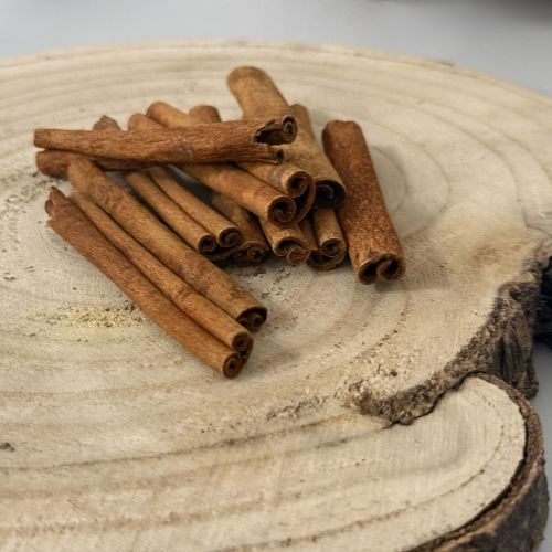 Škorica cejlónska - celá - Cinnamomum verum - Cortex cinnamomi ceylanici 50 g