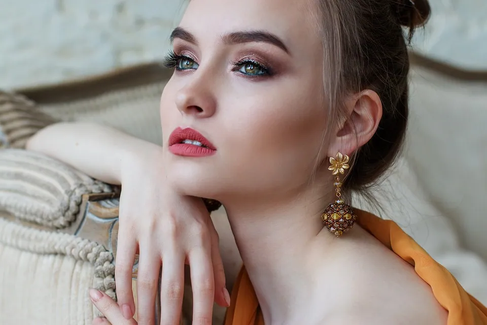 Girl, Makeup, Beautiful, Eyes, Hair, Fashion, Style