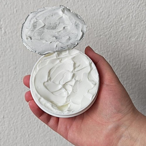 Pleťový krém s organickým ružovým olejom probiotický YOGHURT OF BULGARIA 100 ml