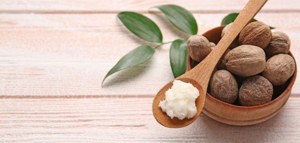 Hair, lips and skin - shea butter can be used anywhere!