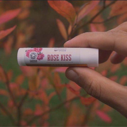 Balzam na pery Bozk ruže Wooden Spoon 4,3ml