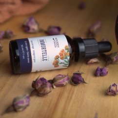 Verjüngendes Kräuter serum gegen Hautalterung Wooden Spoon 30ml