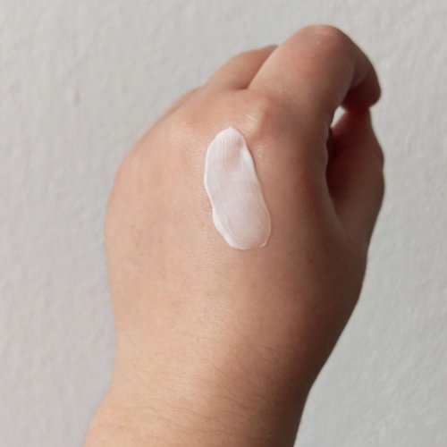 Nočný pleťový krém proti vráskam probiotický s organickým ružovým olejom YOGHURT OF BULGARIA 50 ml