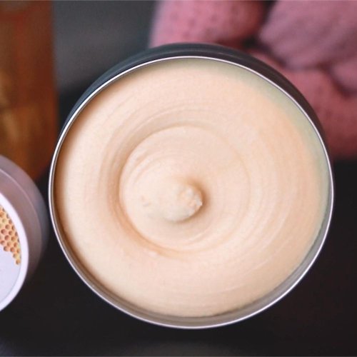 Balzam so včelím voskom na suchú pokožku Wooden Spoon 60ml