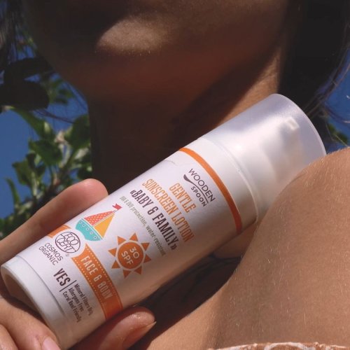 Opalovací tělové mléko Baby & Family SPF 30 Wooden Spoon 50ml