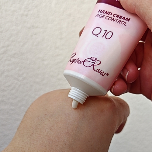 Krem do rąk z Q10 i olejkiem różanym Regina Roses 50 ml