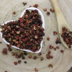 Sečuánský pepř-celé - Zanthoxylum piperitum Sečuánský pepř-celé - Zanthoxylum piperitum