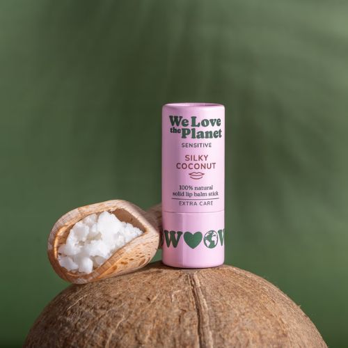 Přírodní balzám na rty Silky Coconut We Love the Planet 4,9 g