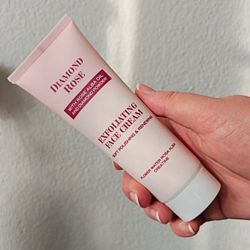 Złuszczający krem do twarzy Diamond Rose Biofresh 75 ml