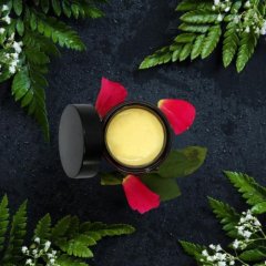 Ultra-hydratisierende Nachtcreme mit dreifachem Anti-Falten-Komplex für reifere Haut 45+ Barbora Lori 50g