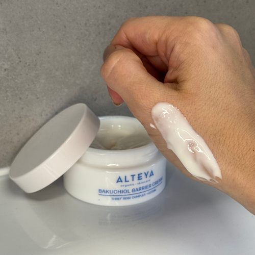 Obnovujúci pleťový krém s bakuchiolom Rose Hydrobiome Alteya Organics 50ml