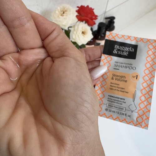 Šampón na posilnenie a objem vlasov No1 Nuggela & Sulé 10ml vzorka