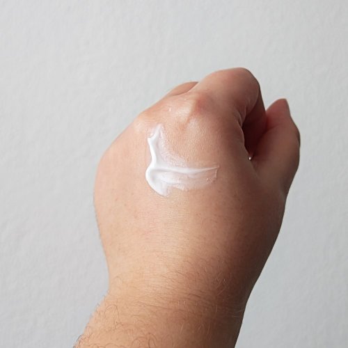 Krém na ruky regeneračný probiotický s organickým ružovým olejom YOGHURT OF BULGARIA 75 ml