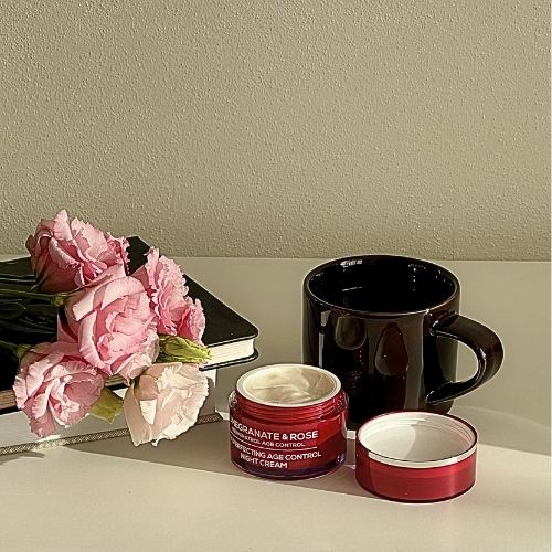 Noční pleťový krém proti stárnutí Pomegranate & Rose 50ml