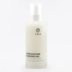 Skin cleansing gel with 5% glycolic acid Two Cosmetics 200ml