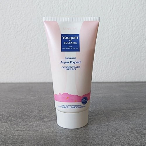 Koncentrát na telo probiotický AQUA EXPERT s organickým ružovým olejom YOGHURT OF BULGARIA 150 ml