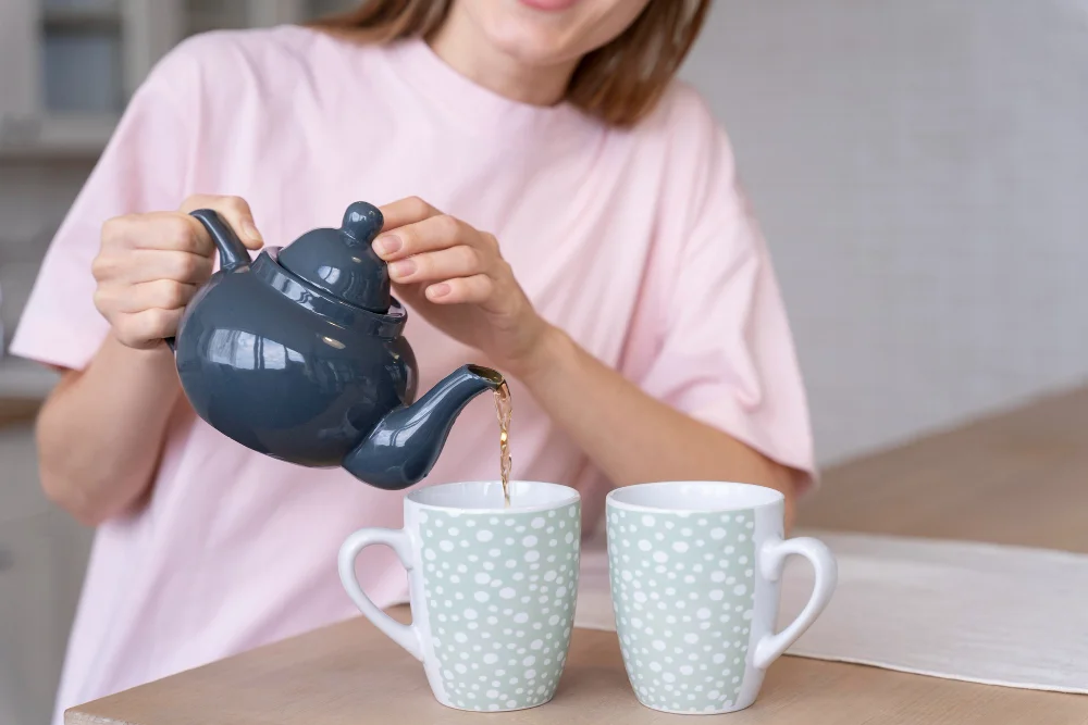 Children’s teas: which herbs are suitable, when to give them (and when not)