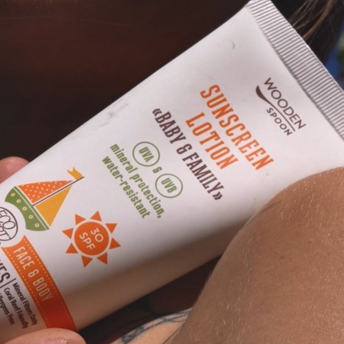 Opaľovacie telové mlieko v tube Baby & Family SPF 30 Wooden Spoon 100ml