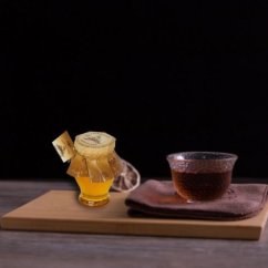 Med z ruží 150g
