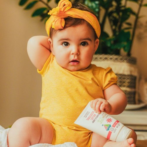 Opalovací tělové mléko v tubě Baby & Family SPF 50 - WoodenSpoon 100ml