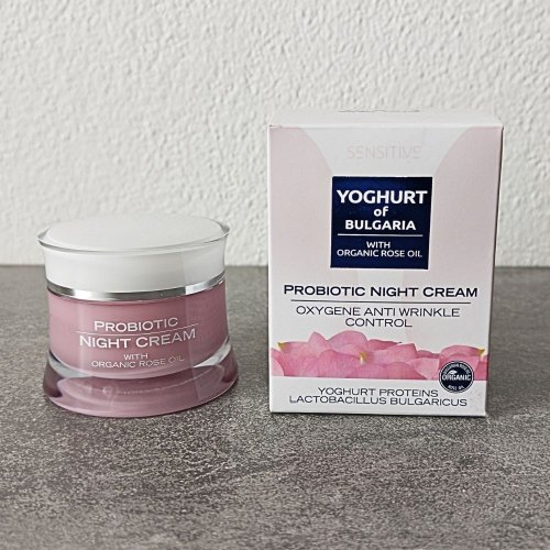 Nočný pleťový krém proti vráskam probiotický s organickým ružovým olejom YOGHURT OF BULGARIA 50 ml