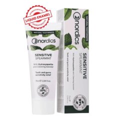Prírodná remineralizačná zubná pasta Sensitive s „tekutou sklovinou“ Nordics Oral Care 75ml Prírodná remineralizačná zubná pasta Sensitive s „tekutou sklovinou“ Nordics Oral Care 75ml